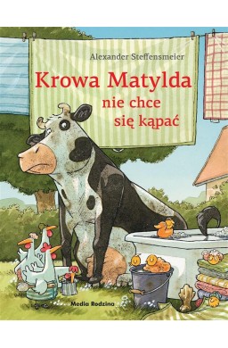 Krowa Matylda nie chce się kąpać